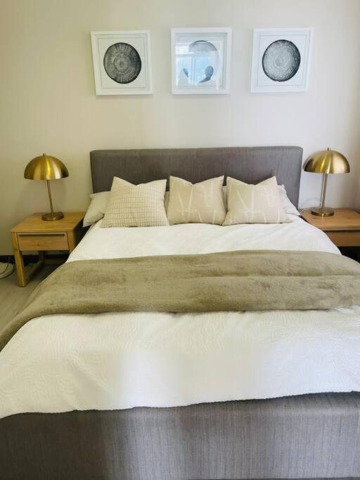 A Zen And Chic Beachfront Apartment ซวาคอปมุนด์ ภายนอก รูปภาพ
